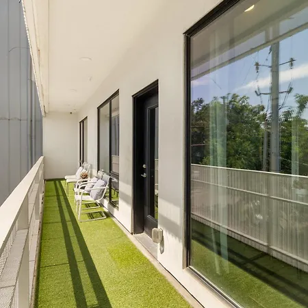 Gulch Condo With Pool Gym Private Patio & Garage-2